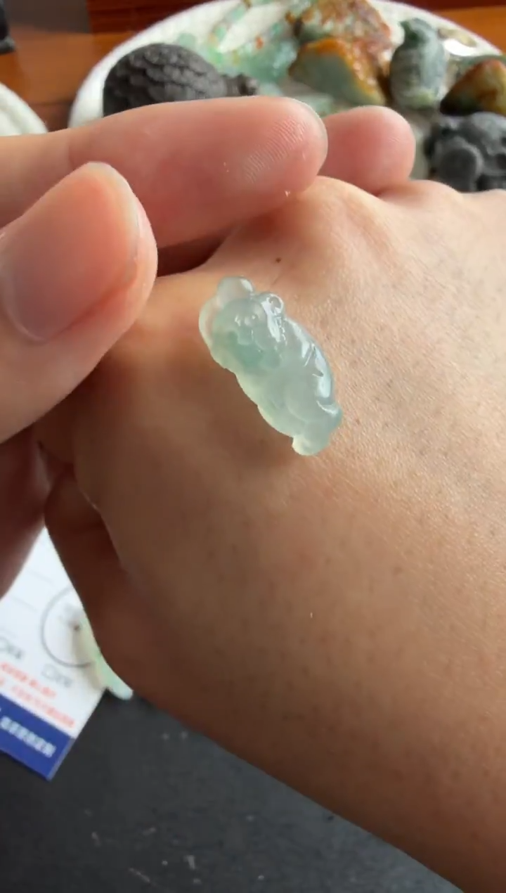 未镶嵌定制翡翠猴子