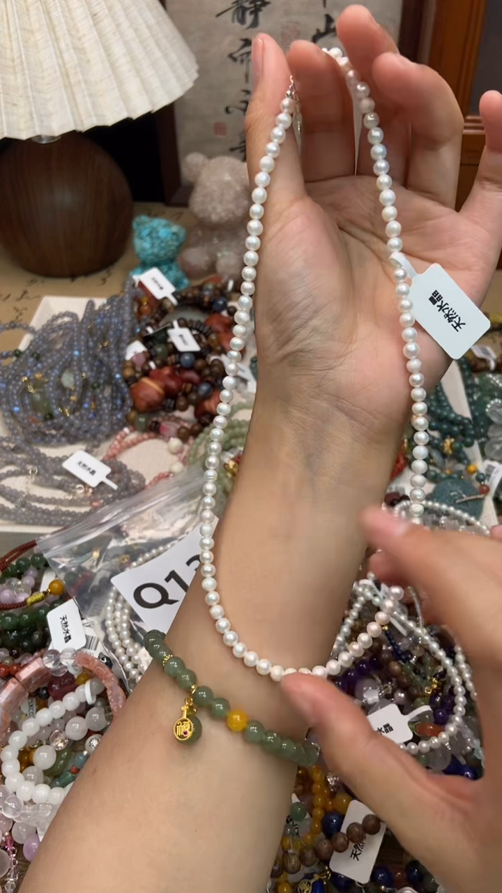 淡水珍珠银S925镶嵌颈饰131