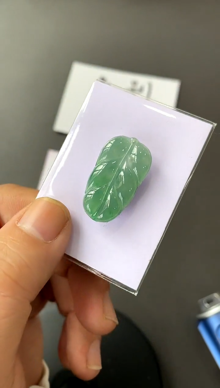 【闪购商品】定制翡翠未镶嵌挂件