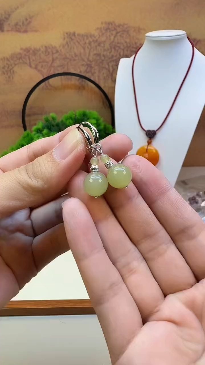 银S925镶嵌和田玉耳饰E250 