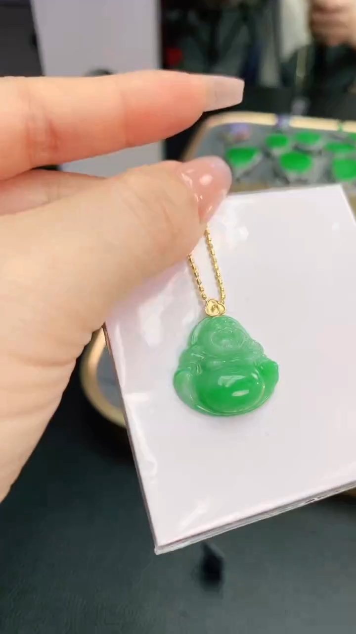 【闪购商品】翡翠颈饰18K金镶嵌赠礼盒证书 