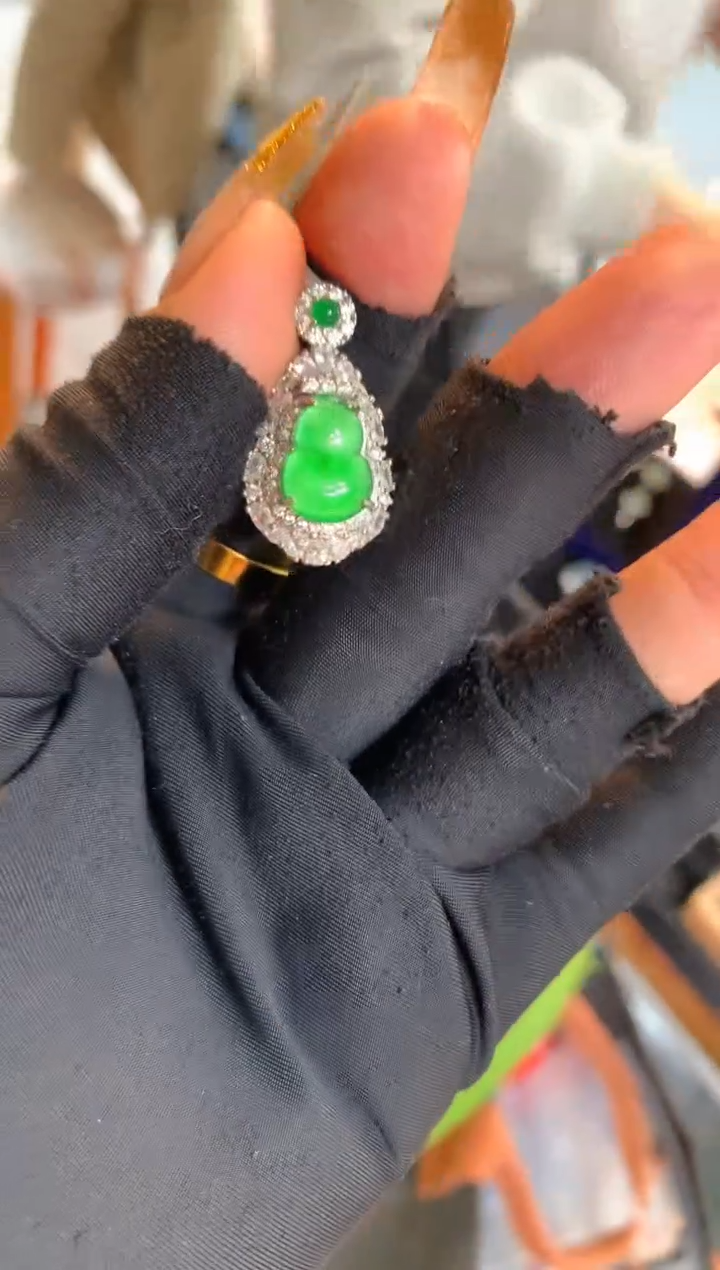 【闪购商品】定制翡翠未镶嵌16定制翡翠-多样性发货（发其一）