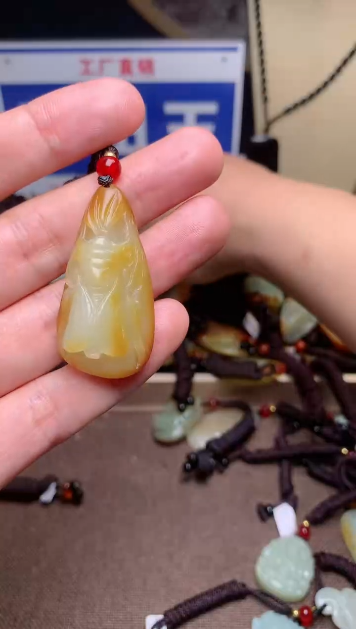 【闪购商品】和田玉颈饰未镶嵌1