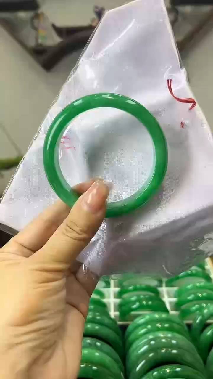 【闪购商品】砖雕闪34  圈口59 独货手镯