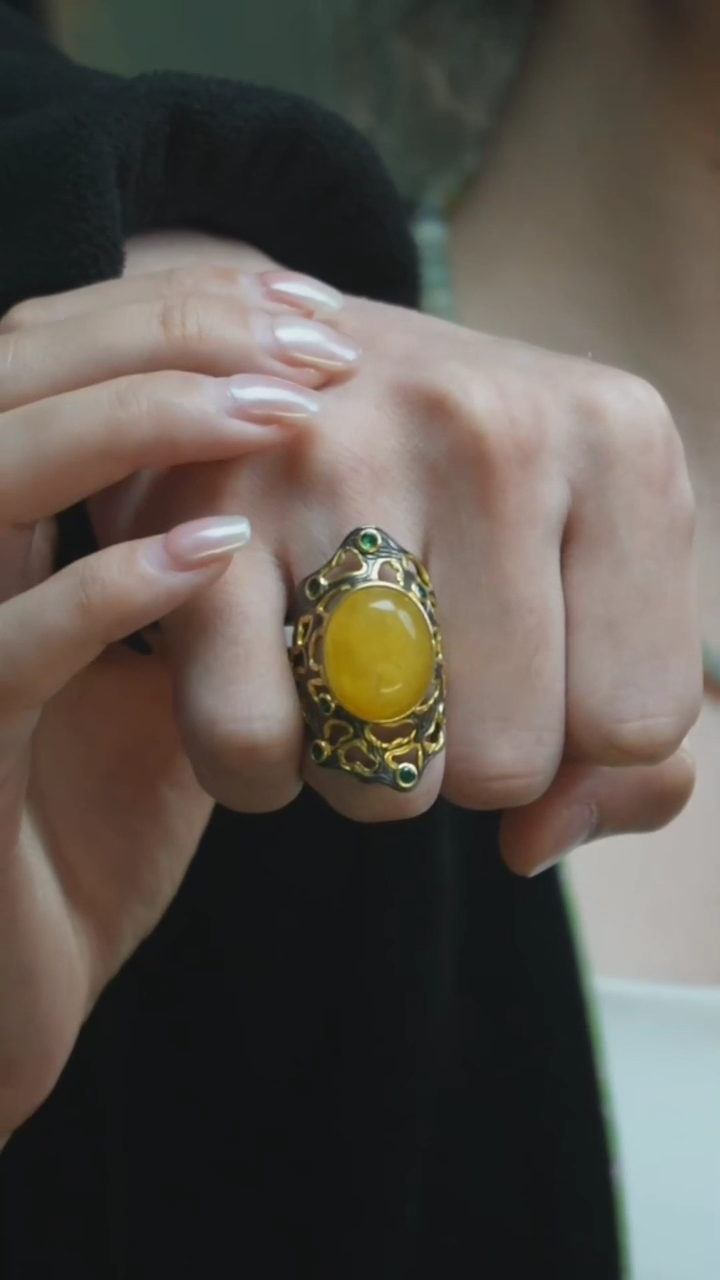 【闪购商品】蜜蜡裸石未镶嵌J46戒指