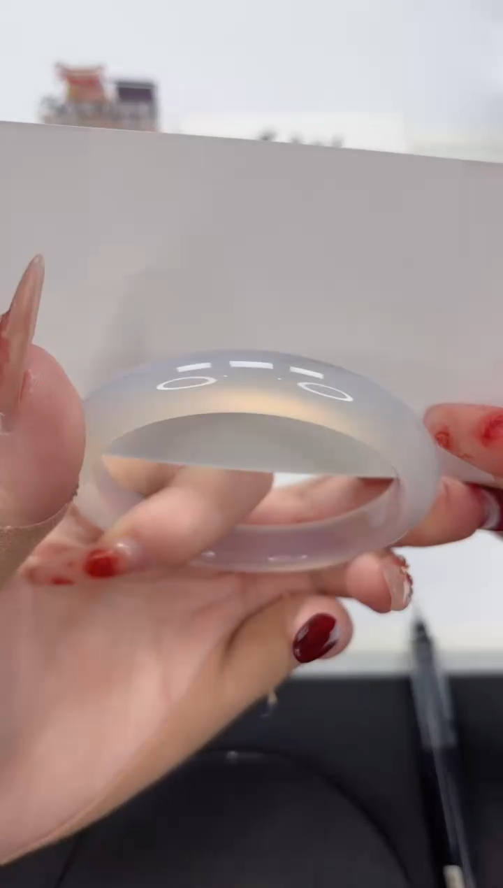 【闪购商品】石英质玉手镯未镶嵌A162-56.9