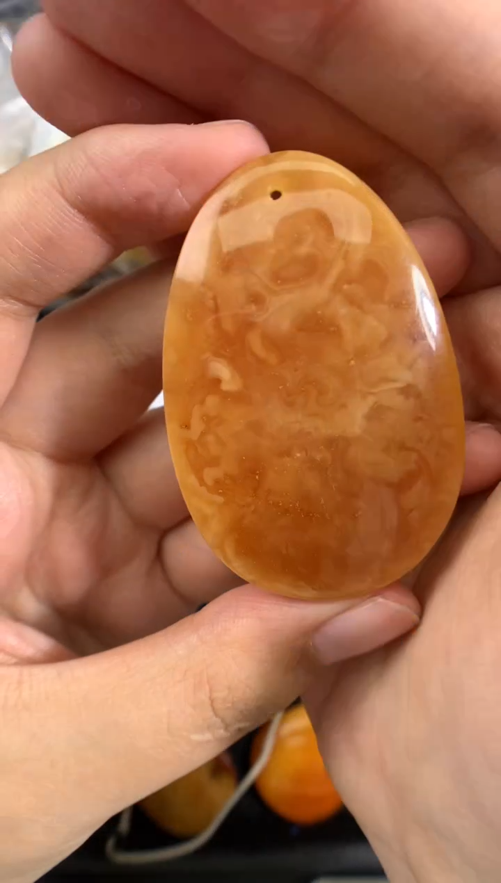 蜜蜡未镶嵌珠宝奇石1