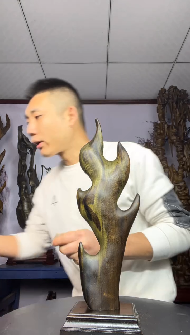 金丝楠木雕款x****迷金丝楠木工艺品摆件