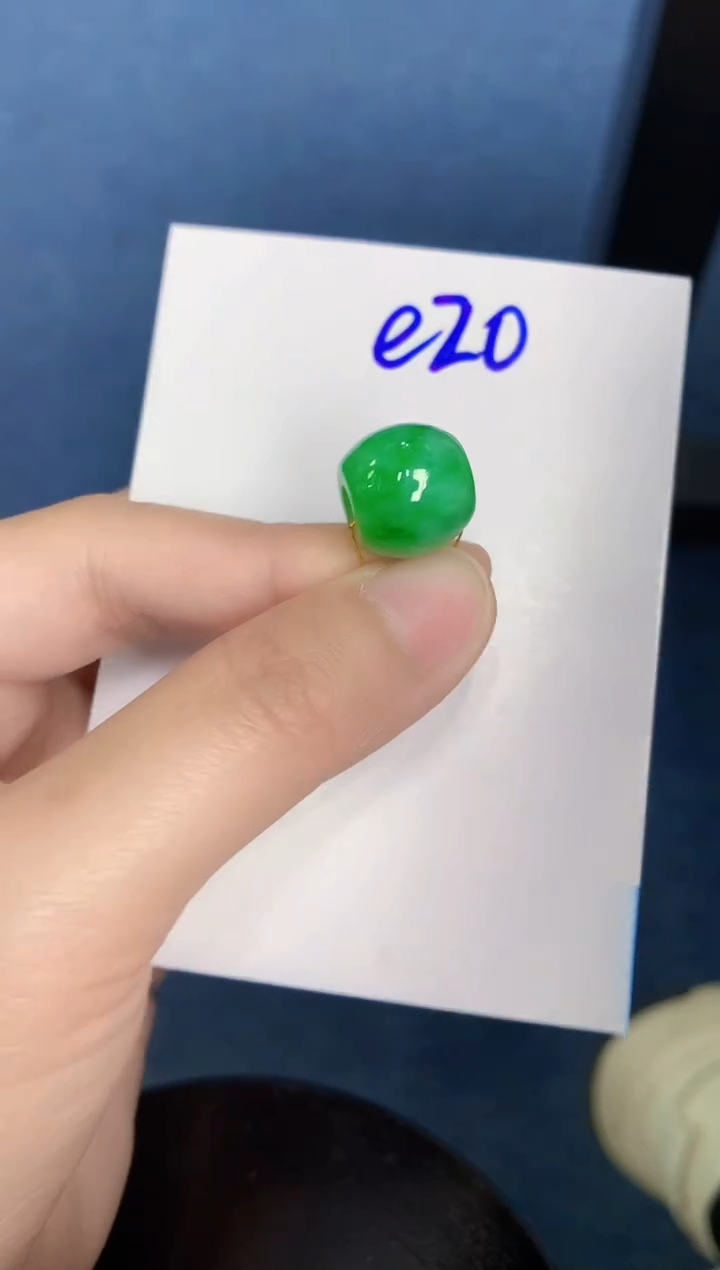 【闪购商品】翡翠颈饰未镶嵌000000000