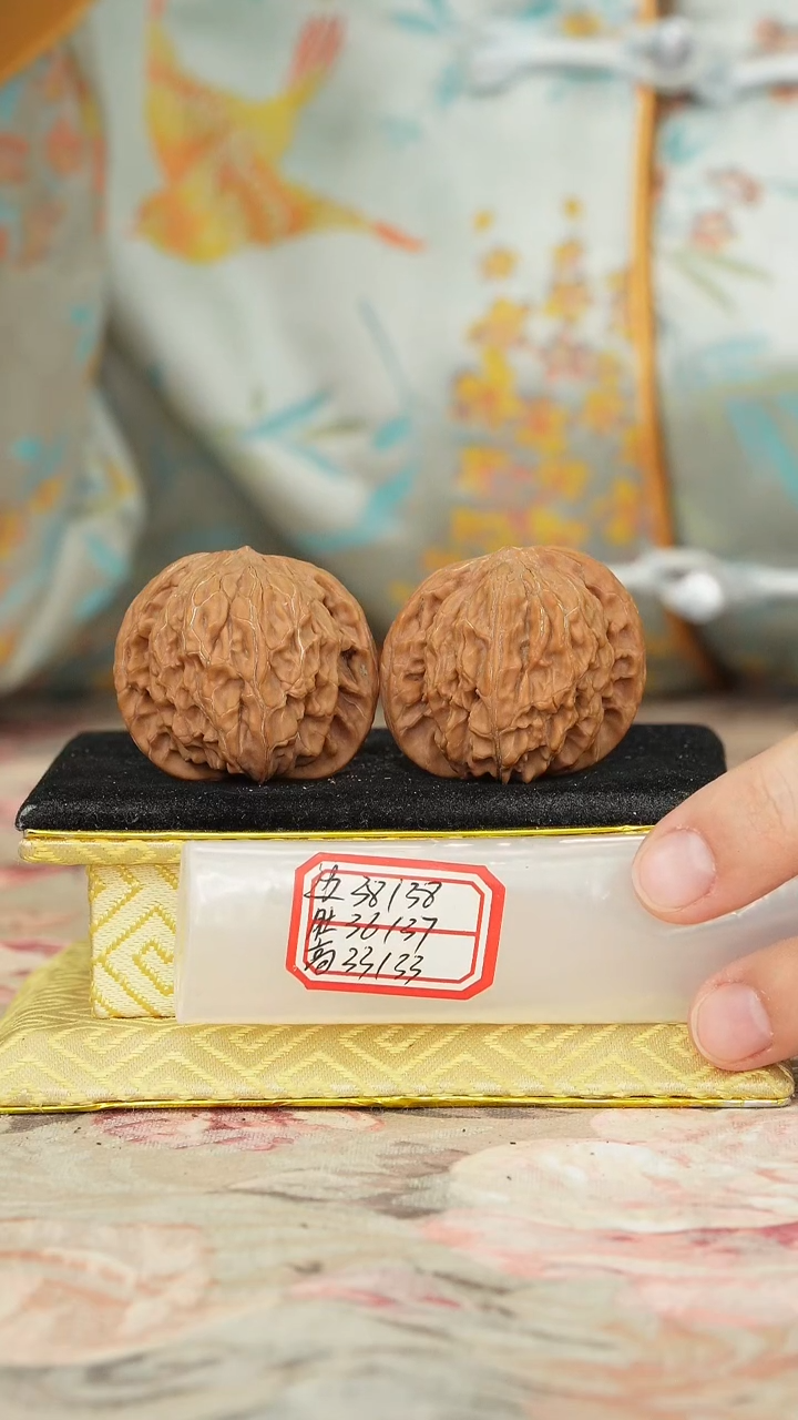 【闪购商品】文玩核桃把件磨盘