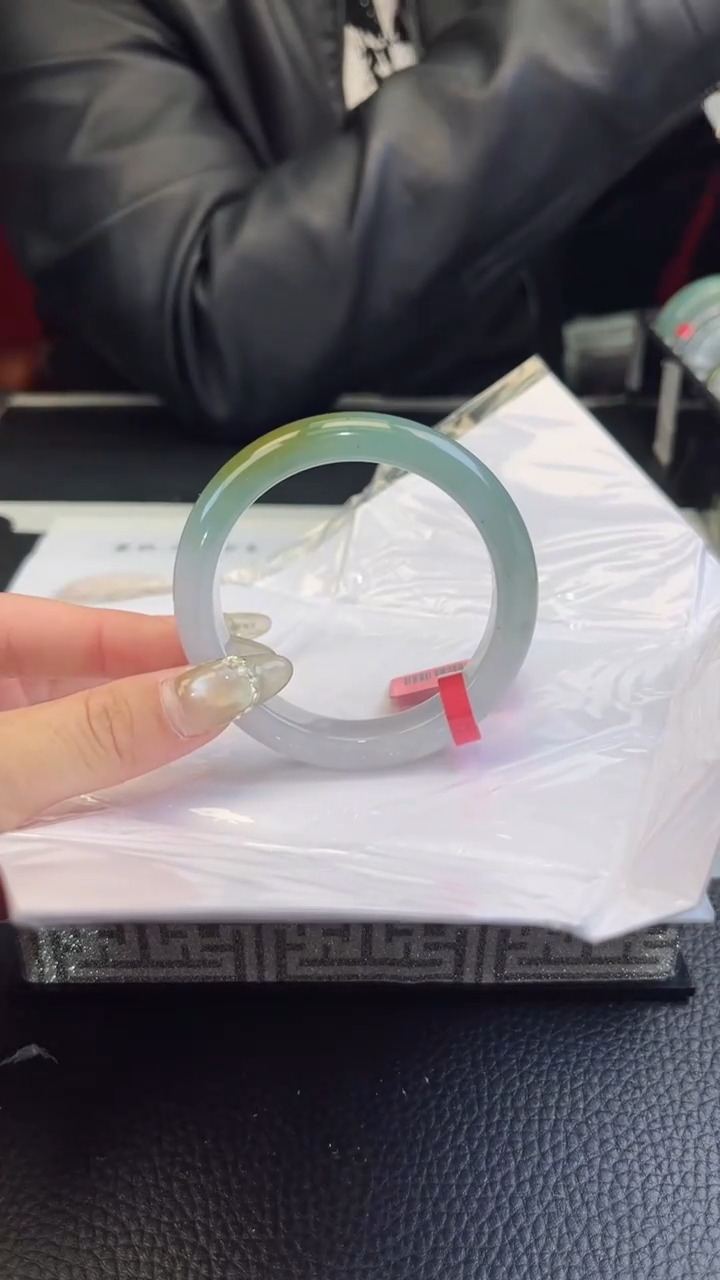 【闪购商品】翡翠手镯未镶嵌翡翠手镯