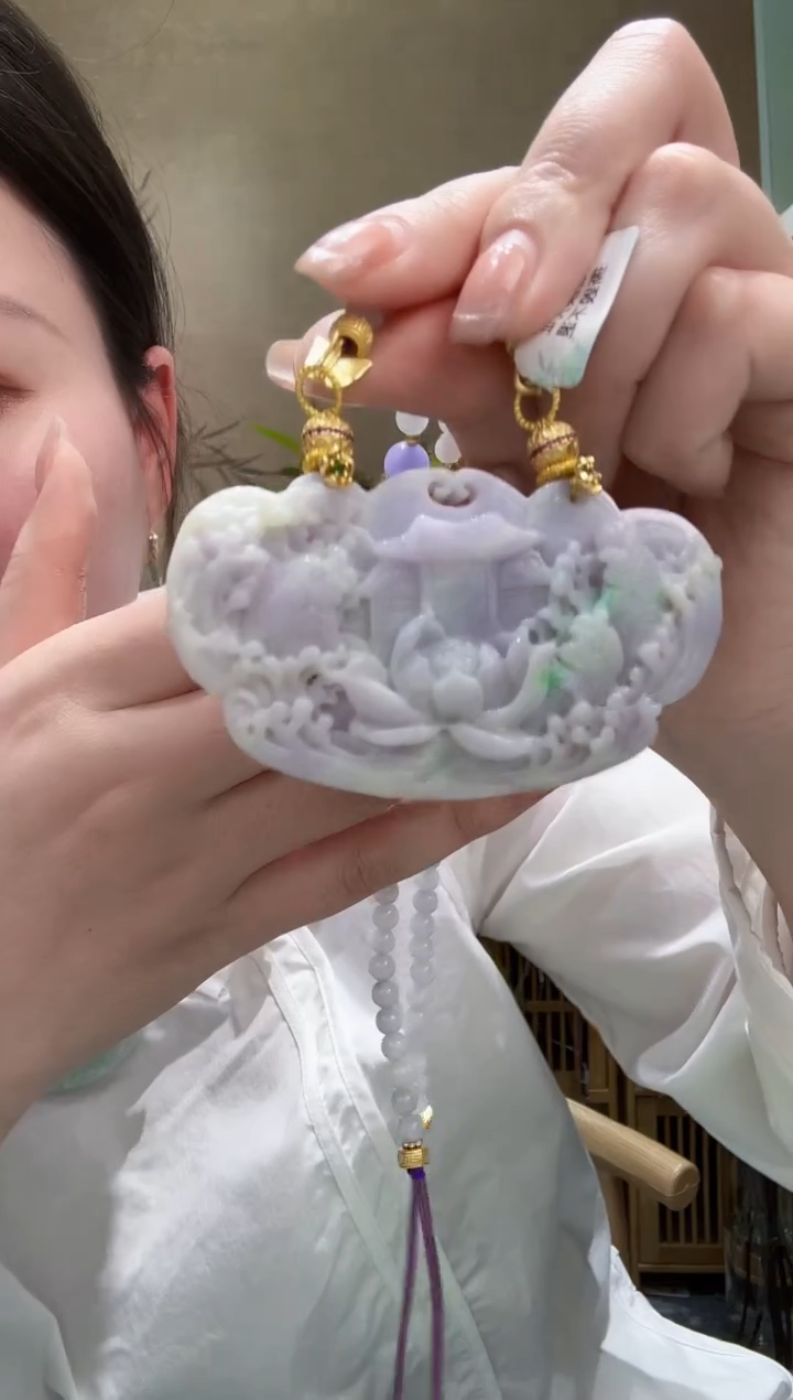 【闪购商品】翡翠未镶嵌颈饰吊坠