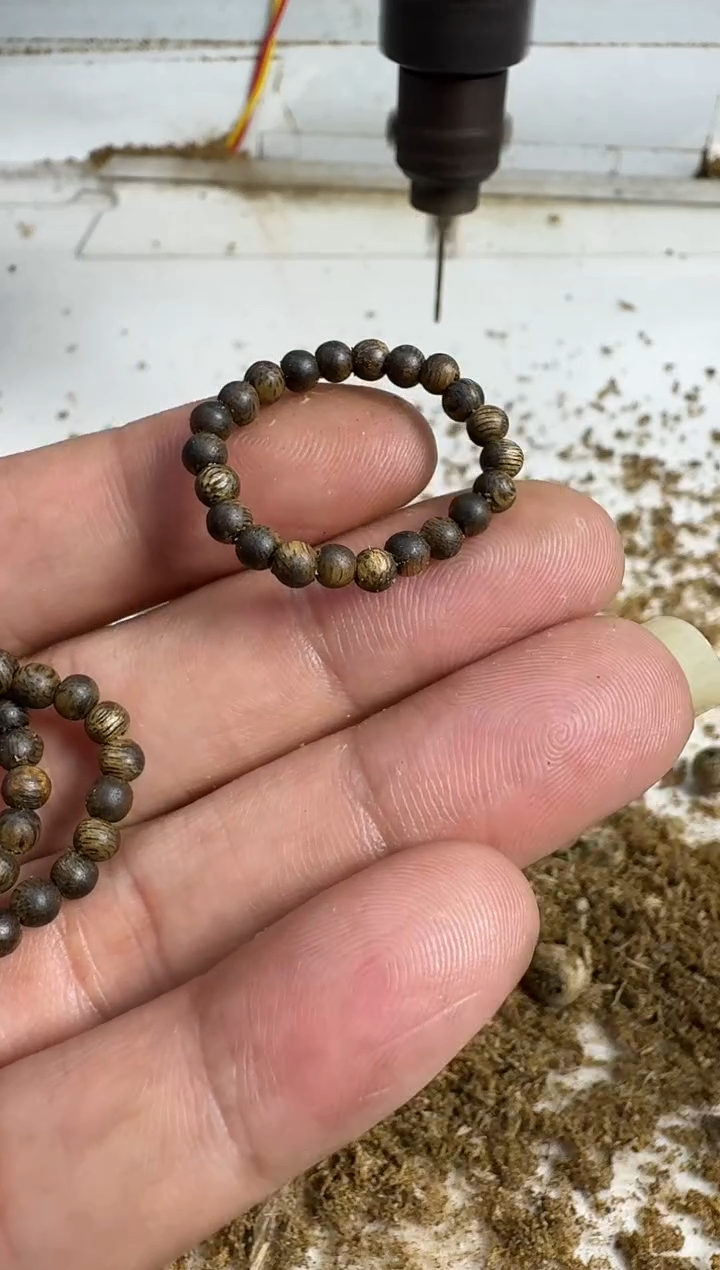 沉香沉香碎屑沉香小戒指 一枚