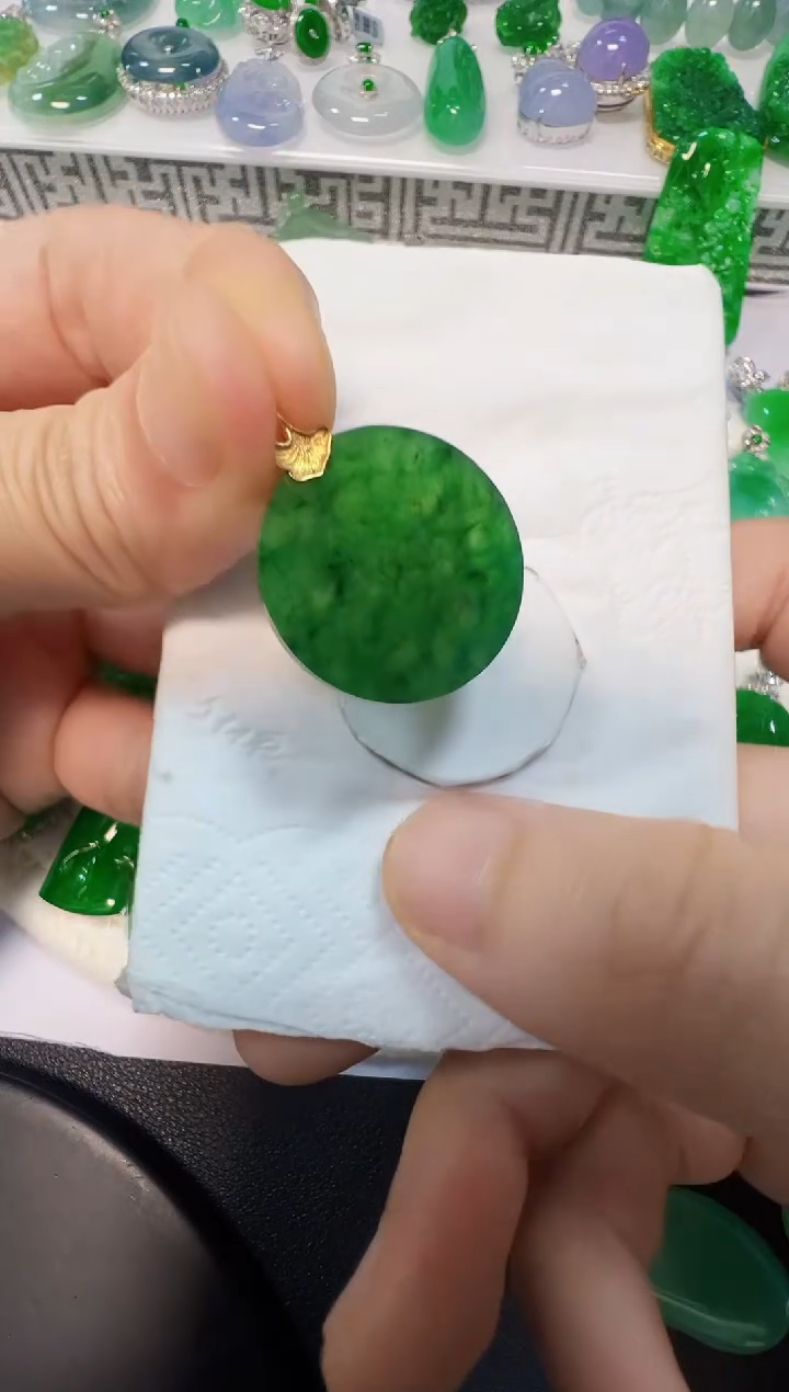 翡翠18K金镶嵌吊坠(不含链)480