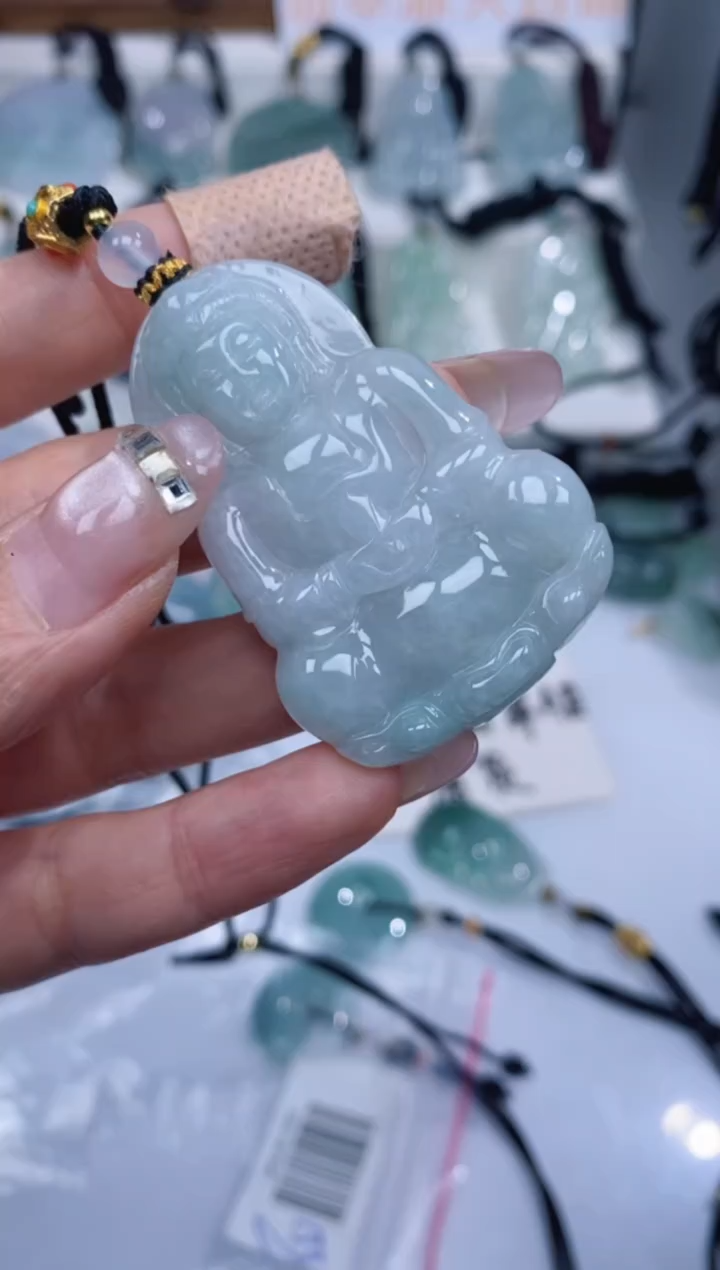颈饰未镶嵌翡翠吊坠