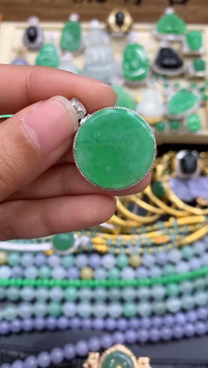 【闪购商品】翡翠颈饰18K金镶嵌144-中国好珍宝