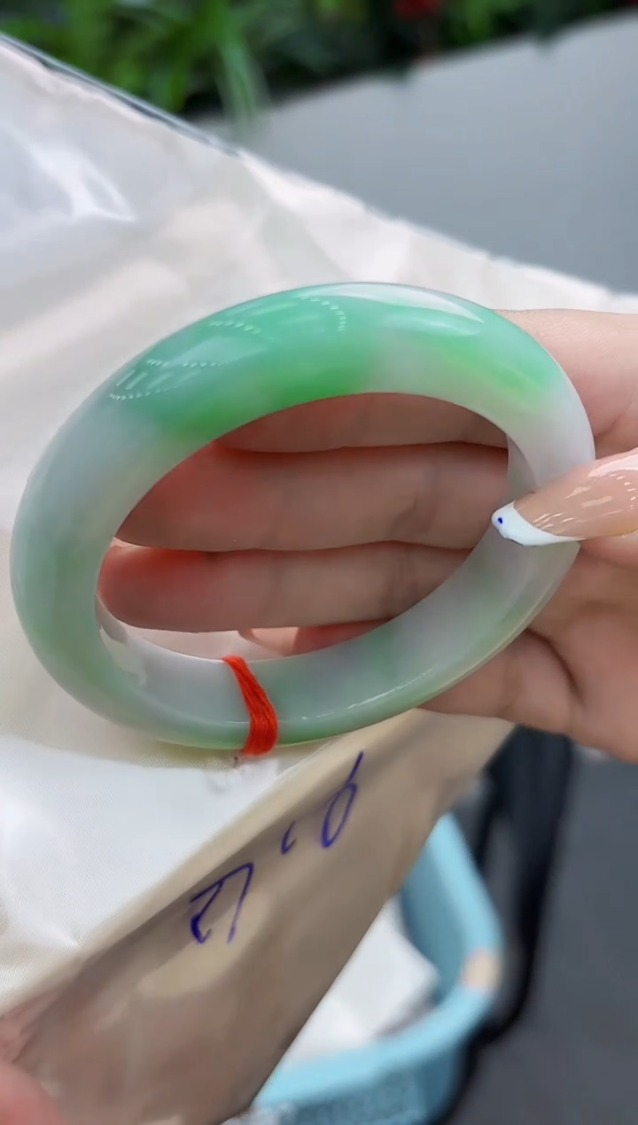 【闪购商品】翡翠手镯未镶嵌翡翠手镯