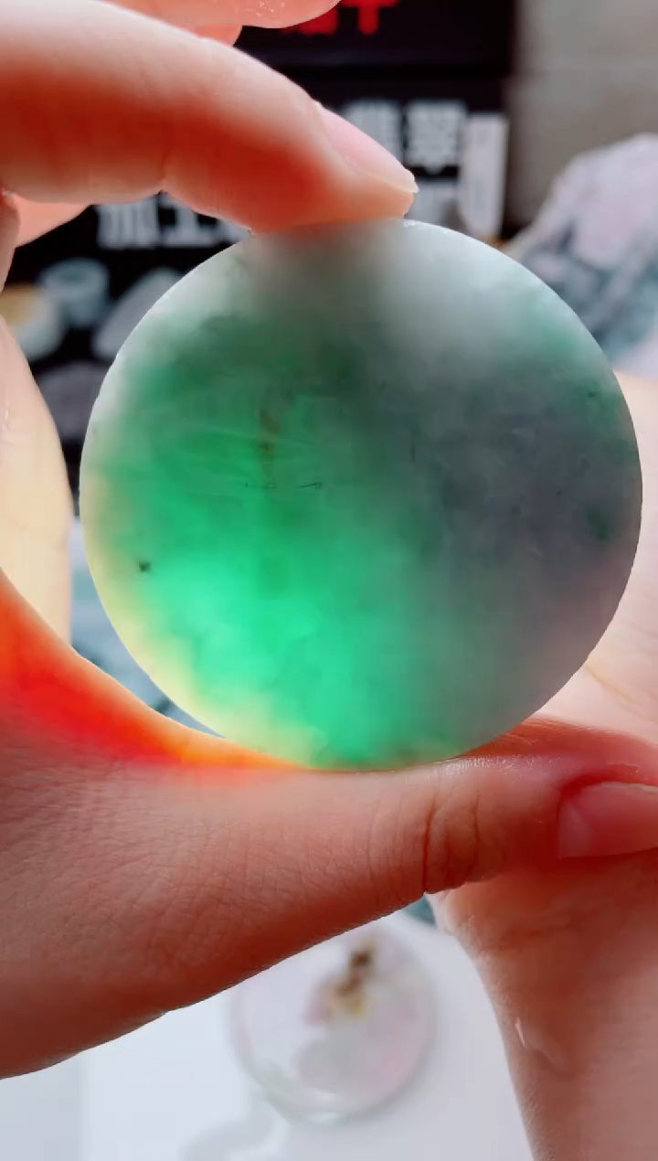 翡翠未镶嵌颈饰4311......