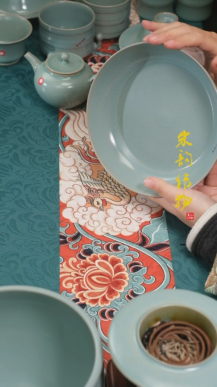 【闪购商品】微瑕纯手作原矿釉大号圆洗0709