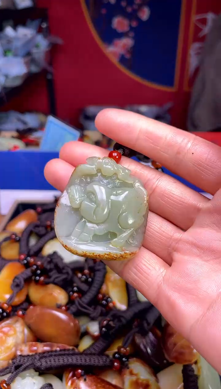 【闪购商品】和田玉未镶嵌颈饰12123