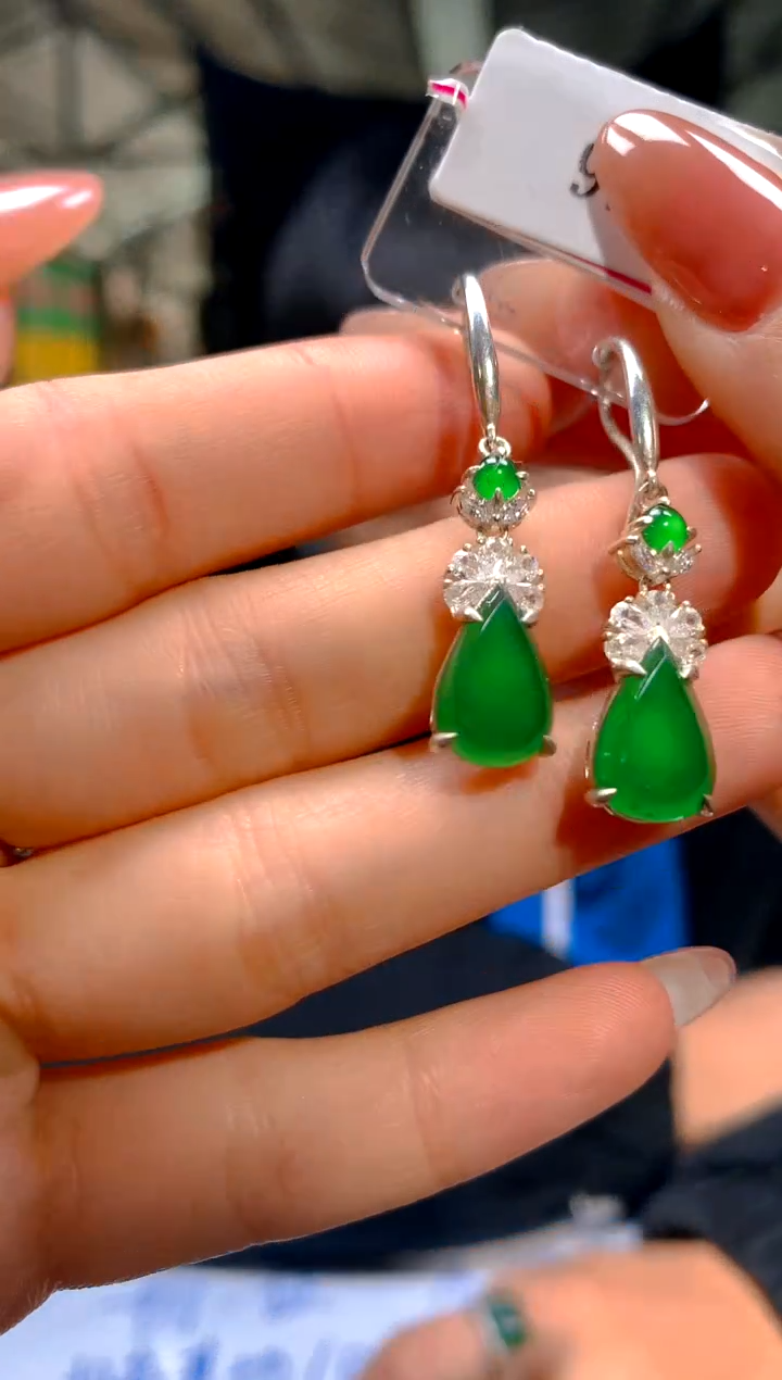 【闪购商品】定制翡翠未镶嵌57定制翡翠 多样性发货（发其一）