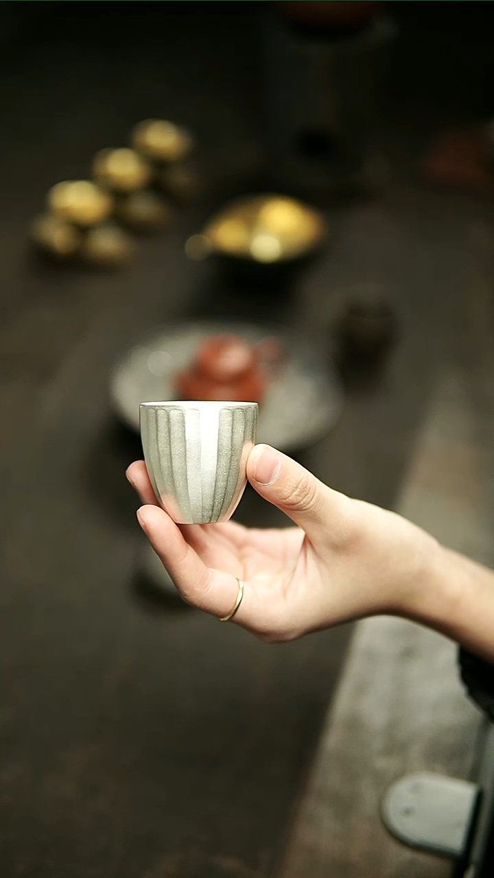 【闪购商品】一延瓜棱银彩闻香杯