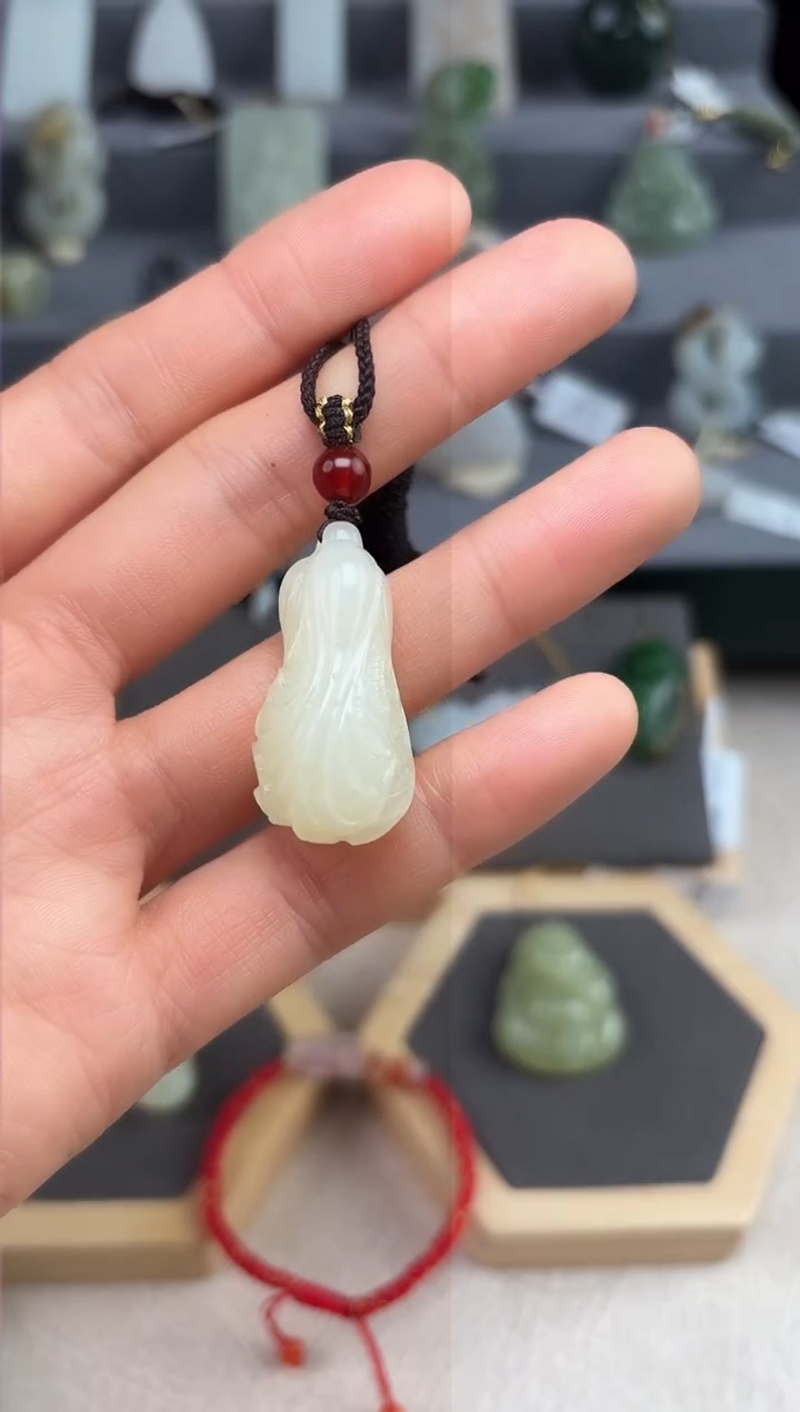 【闪购商品】和田玉颈饰未镶嵌和田玉白菜