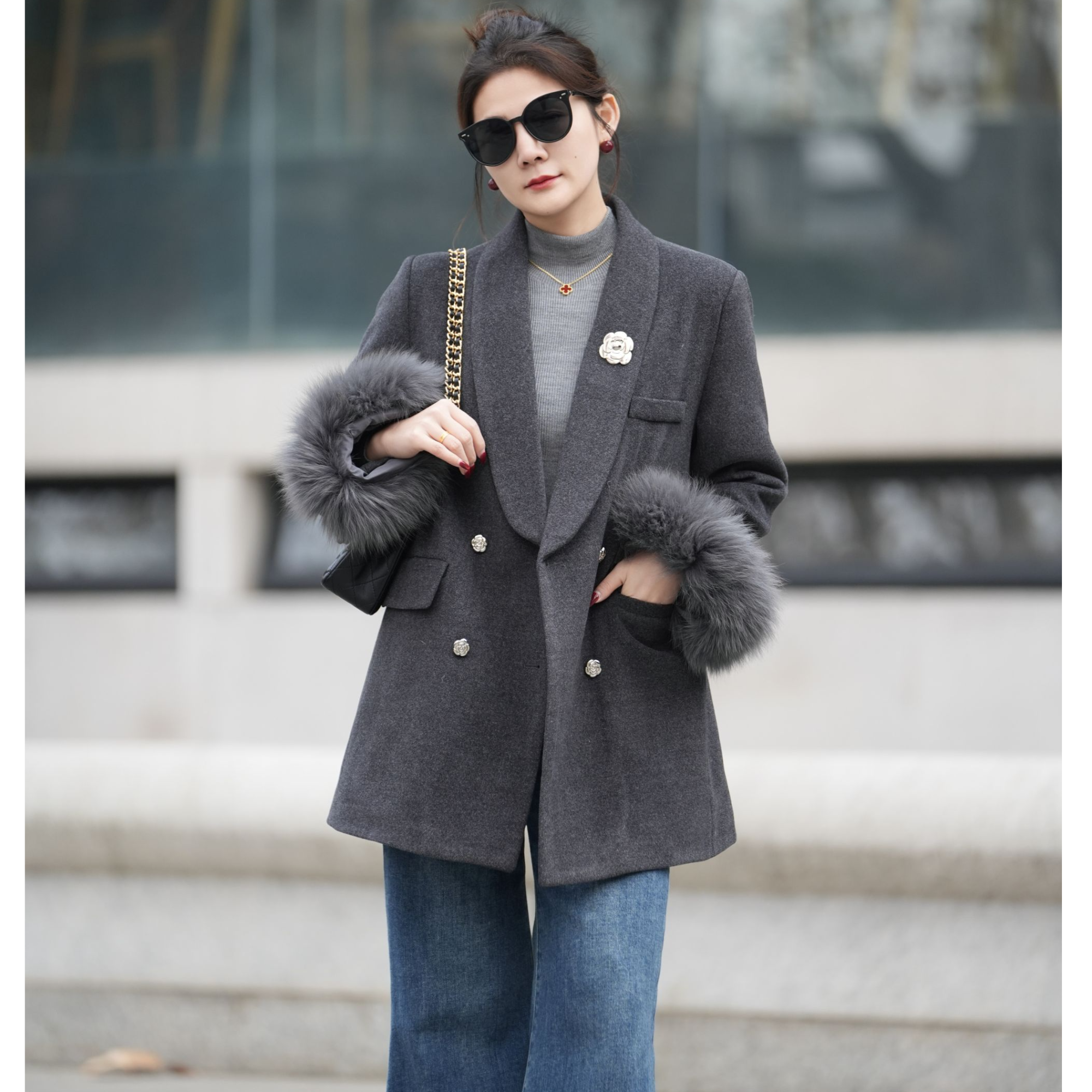 25年新款富家千金小香风90羽绒内胆外套轻奢毛呢大衣狐狸毛袖口