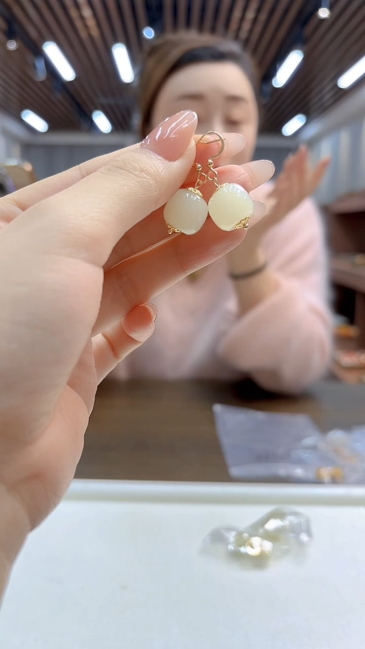 14K金镶嵌和田玉耳饰DIY款E762