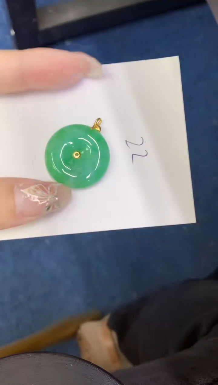 【闪购商品】翡翠颈饰18K金镶嵌0000000000