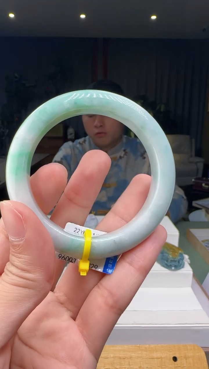 【闪购商品】翡翠手镯未镶嵌XM@@960Q3J12329