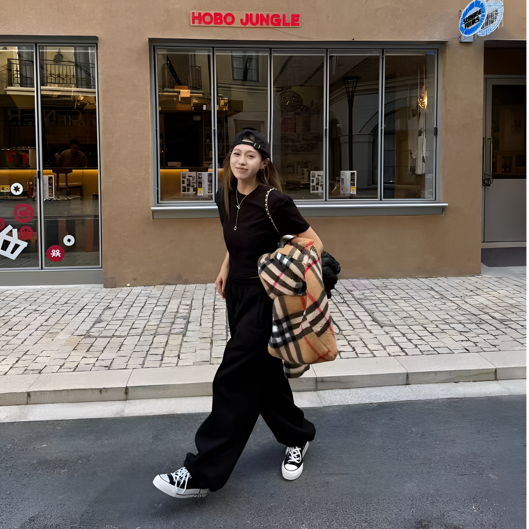 【宠儿财神冬季磨毛极简巨百搭垫肩体恤】