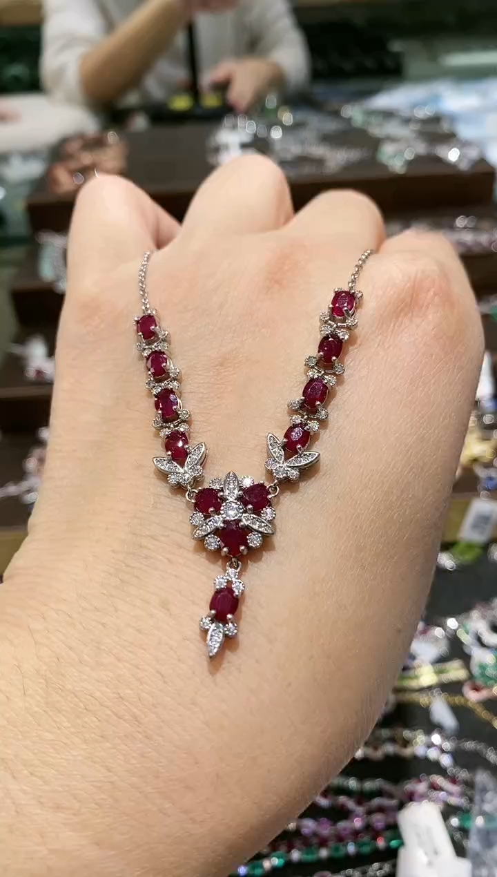 【闪购商品】红宝石颈饰银S925镶嵌项链