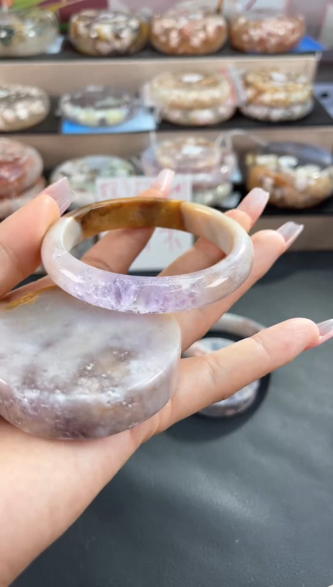 未镶嵌手镯石英质玉58