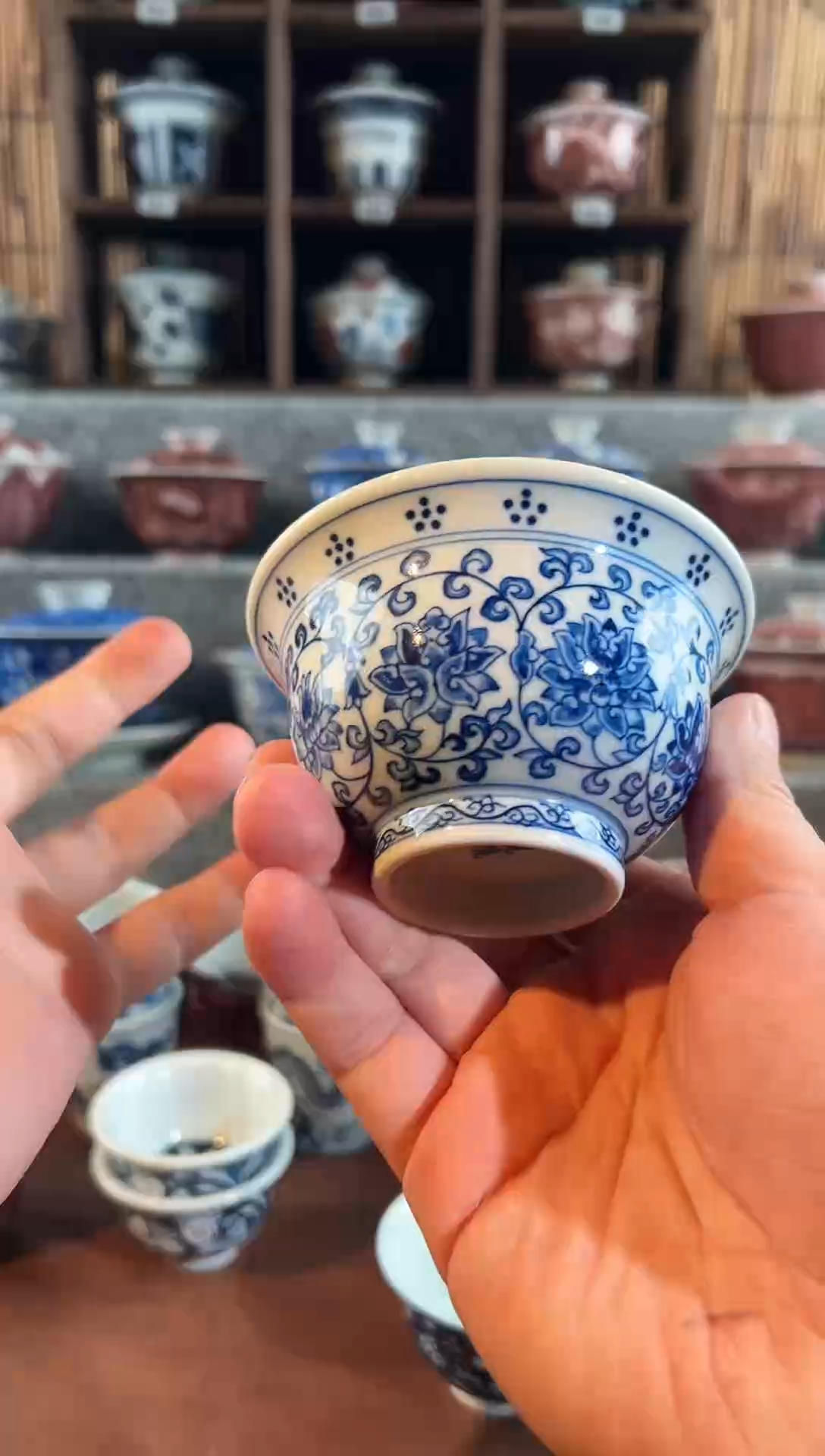 【闪购商品】天禄言瓷缠枝莲压手015