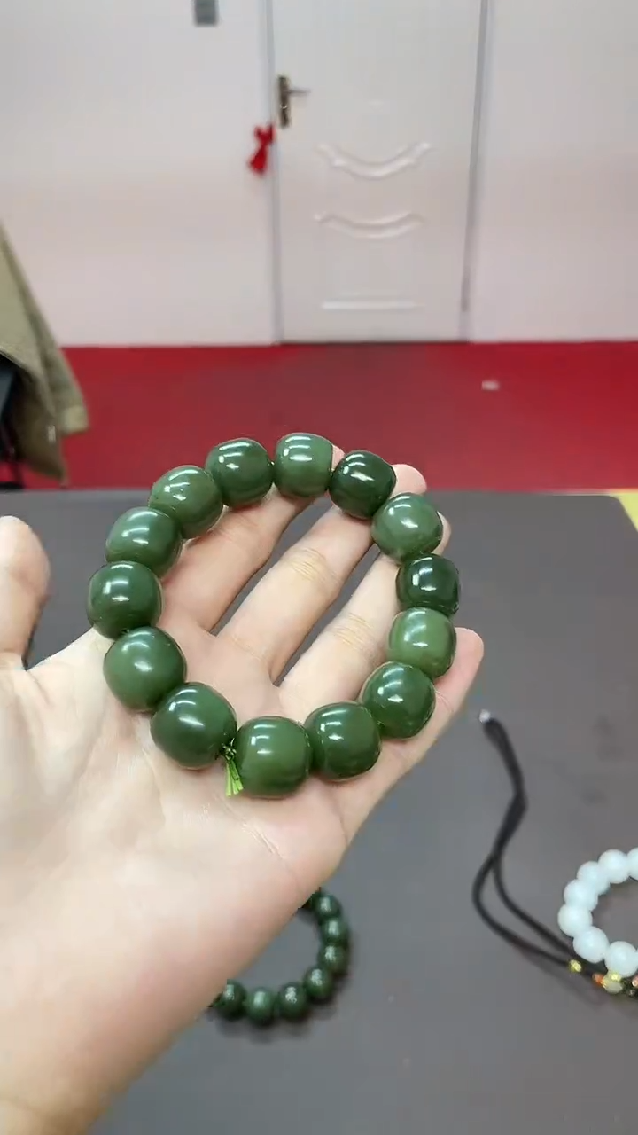 【闪购商品】岫岩河磨玉（透闪石质玉）手串未镶嵌手串卡16