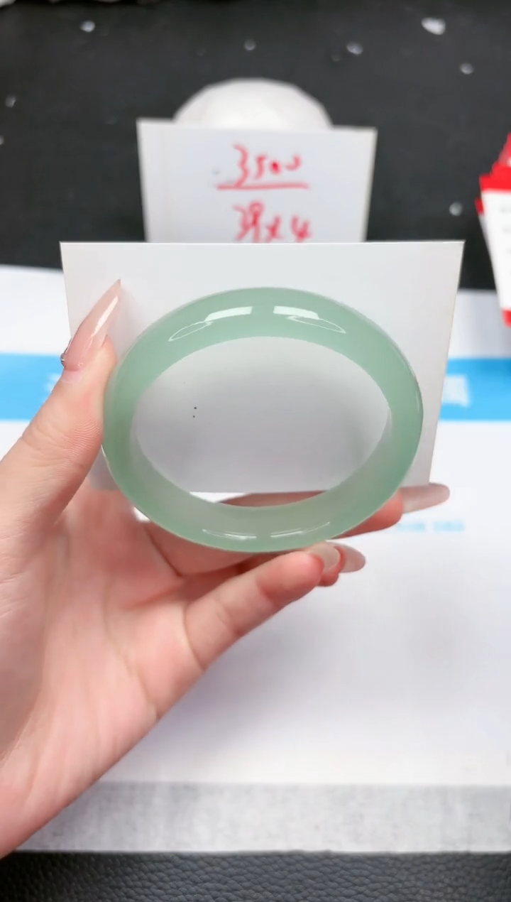 【闪购商品】石英质玉手镯未镶嵌857-60