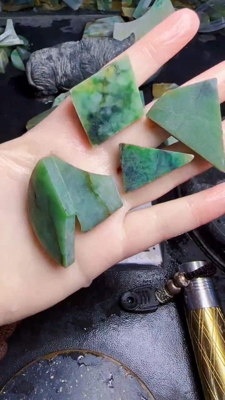 未镶嵌挂件翡翠天然翡翠054