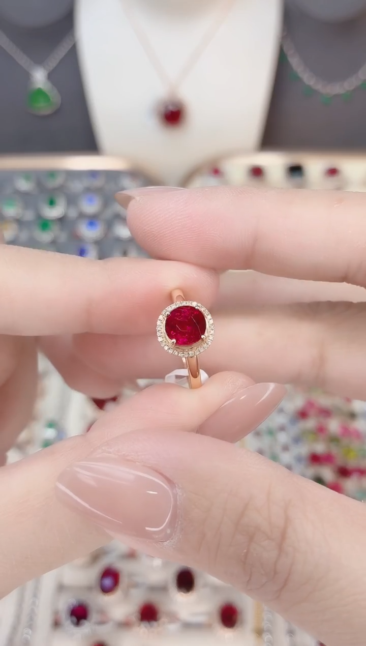 18K金镶嵌戒指红色碧玺-1.45ct卢比莱红色
