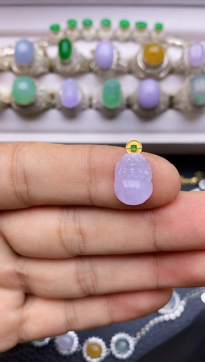 翡翠18K金镶嵌颈饰经典款0012