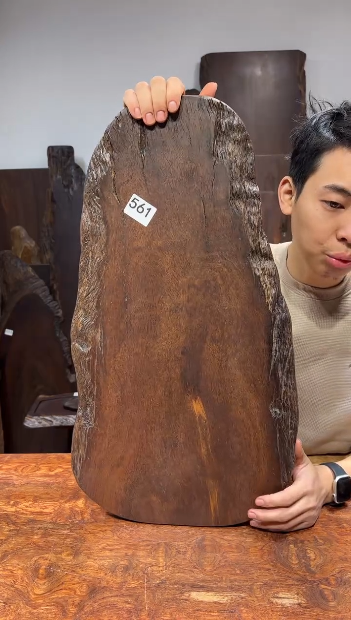 风车木（黑檀木）尺寸65*35*2.3编号561