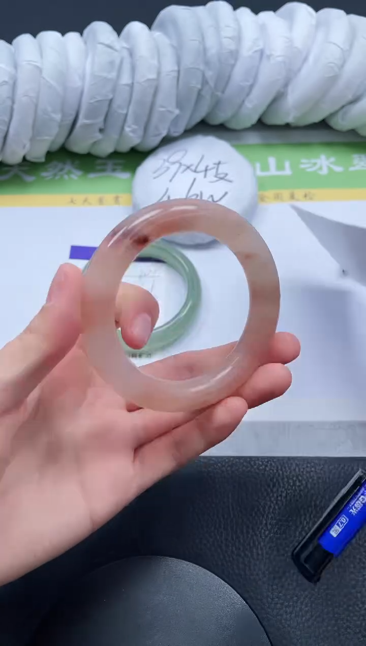 【闪购商品】石英质玉手镯未镶嵌A202-52+