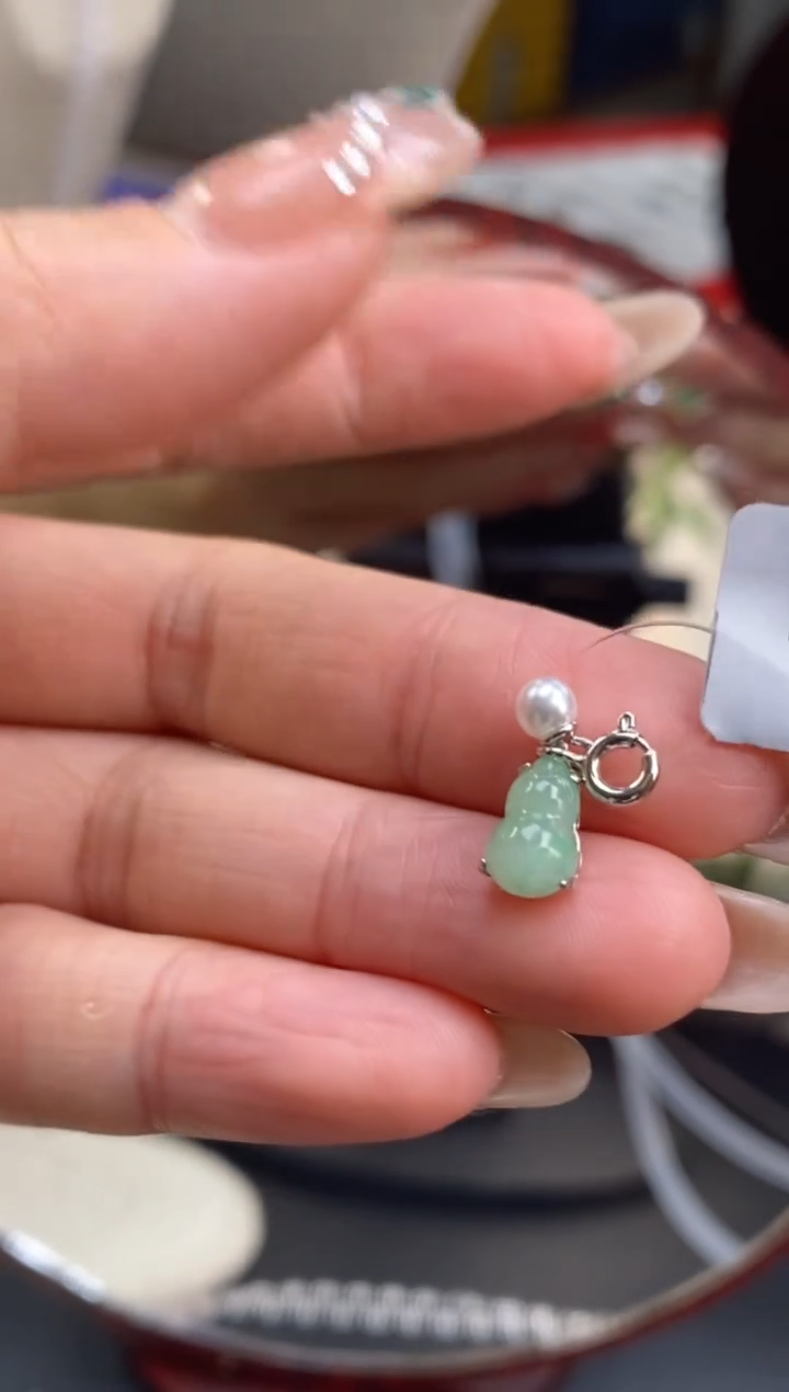 颈饰银S925镶嵌翡翠净货17568