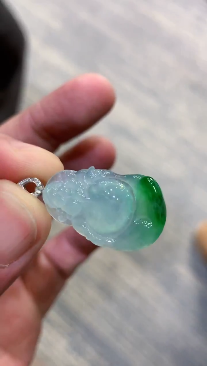 颈饰未镶嵌翡翠天然A货翡翠