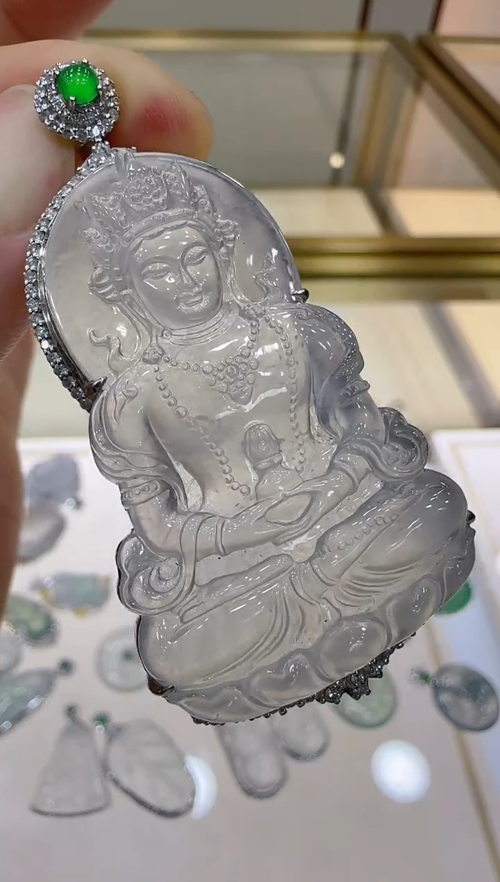 【闪购商品】翡翠吊坠(不含链)18K金镶嵌          