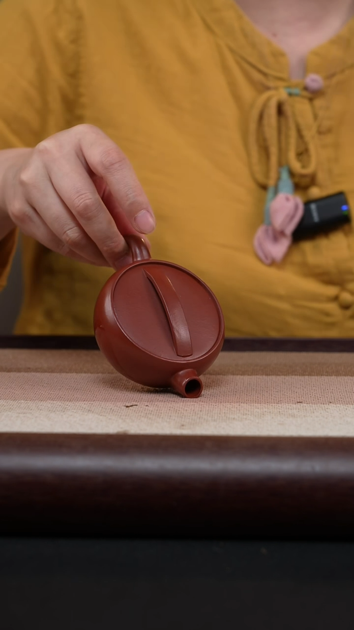 【闪购商品】紫砂茶壶朱泥-炮嘴一片瓦MH-1682