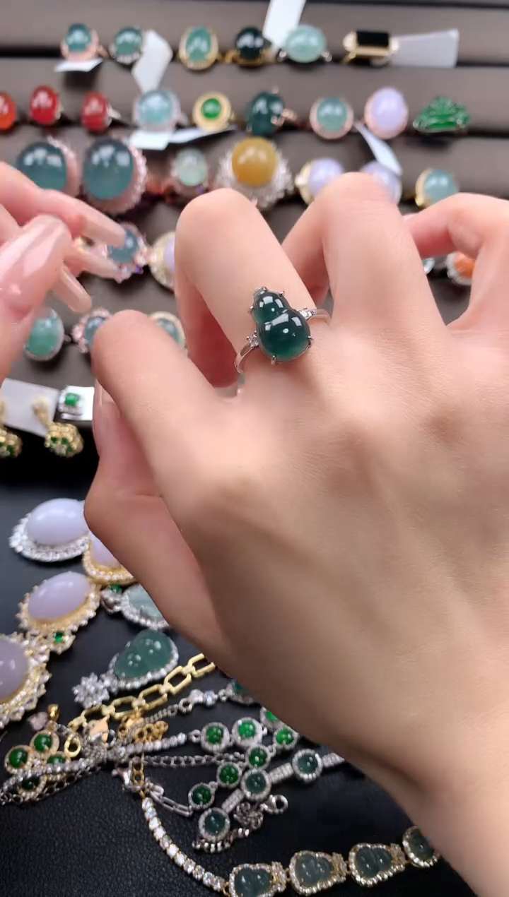 【闪购商品】翡翠戒指银S925镶嵌4234324