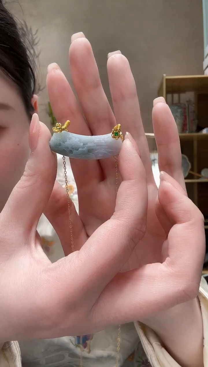 【闪购商品】翡翠颈饰未镶嵌吊坠