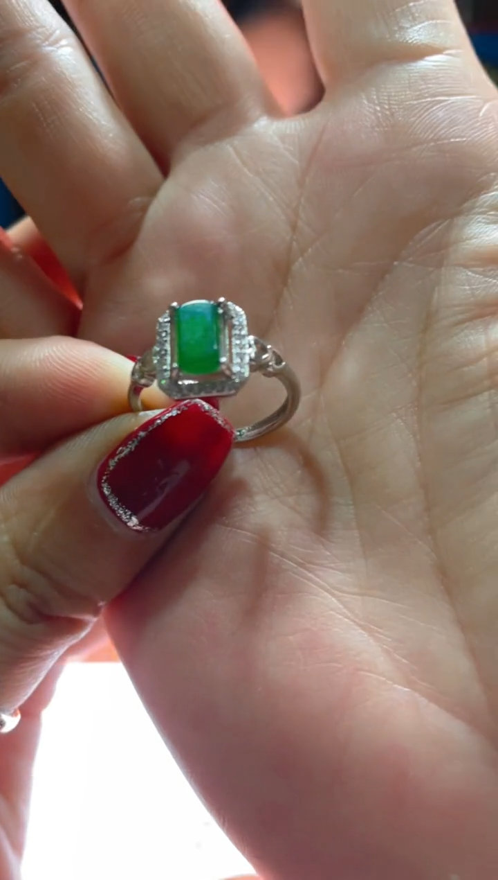 【闪购商品】翡翠戒指未镶嵌天然A货翡翠 假一赔四