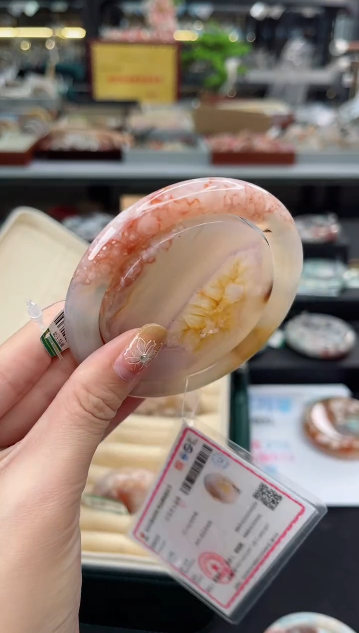 【闪购商品】石英质玉手镯未镶嵌62圈口（赠品镯心）6411370